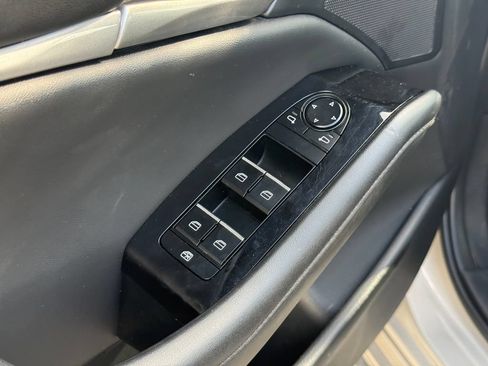 Used 2025 MAZDA MAZDA3 s FWD image 8