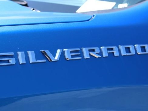 Used 2025 Chevrolet Silverado 1500 LT RWD image 16