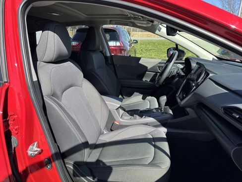 Used 2024 Subaru Crosstrek 2.0i Premium image 15