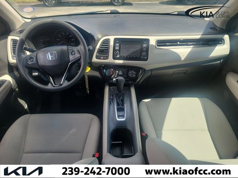 Used 2022 Honda HR-V LX image 16