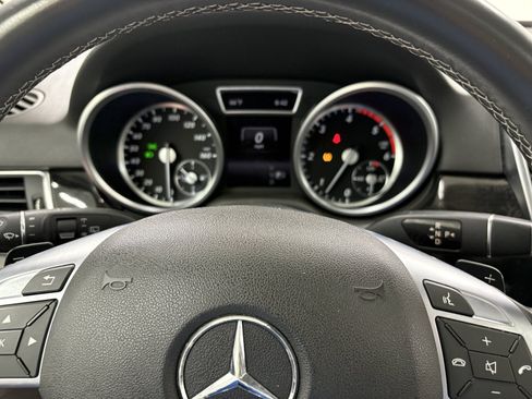 Used 2014 Mercedes-Benz ML 350 BlueTEC 4MATIC w/ Premium 1 Package image 34