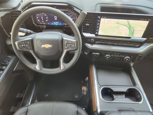 New 2026 Chevrolet Silverado 2500 High Country w/ High Country Premium Package AWD/4WD image 28