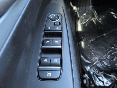 Used 2023 Kia Forte LXS w/ LXS Technology Package FWD image 21