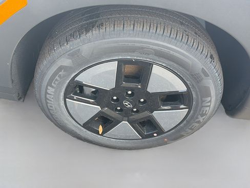 New 2026 Hyundai Santa Fe SEL FWD image 23