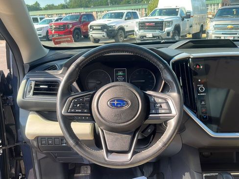 Used 2023 Subaru Ascent Limited w/ Technology Package AWD/4WD image 13