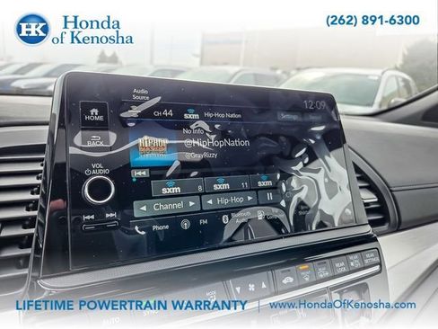 New 2026 Honda Odyssey Sport-L image 17