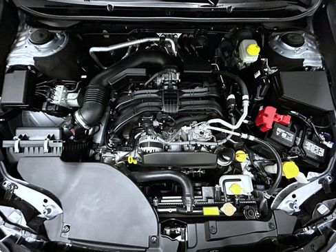 Used 2025 Subaru Outback Limited image 24