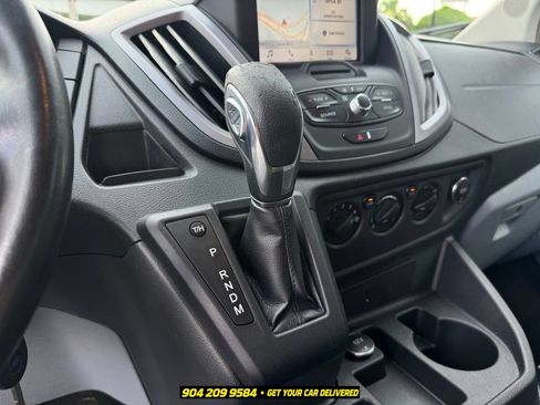 Used 2018 Ford Transit 150 XLT RWD image 17