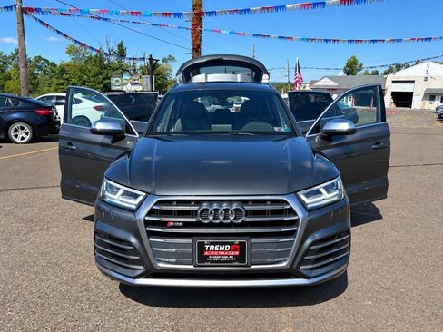 Used 2018 Audi SQ5 Premium Plus w/ Navigation Package AWD/4WD image 10
