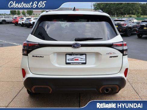 Used 2025 Subaru Forester Sport AWD/4WD image 5