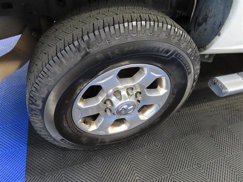 Used 2016 RAM 2500 Tradesman image 8