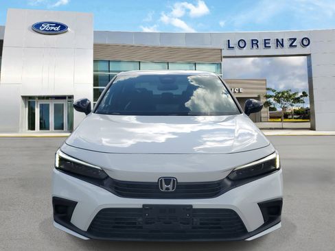 Used 2023 Honda Civic Sport image 2