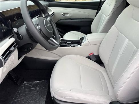 New 2025 Hyundai Tucson SEL image 12