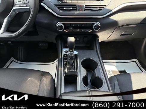Used 2022 Nissan Altima 2.5 S FWD image 24