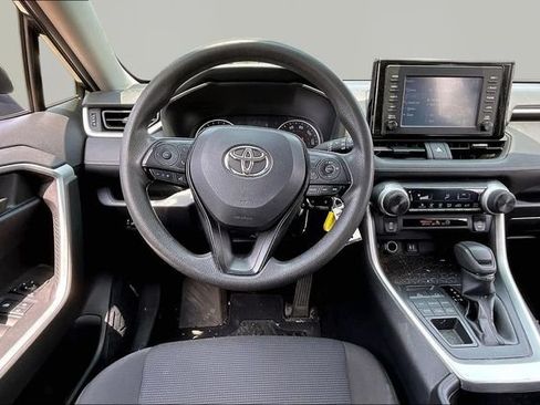 Used 2019 Toyota RAV4 LE w/ Carpet Mat Package AWD/4WD image 8