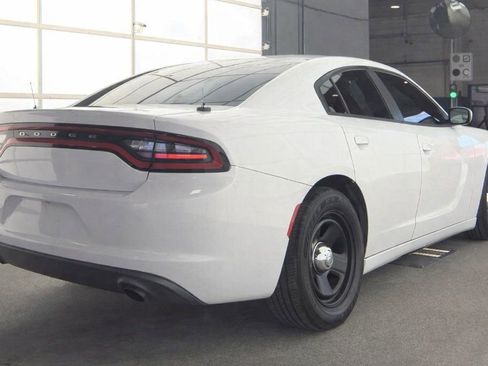 Used 2015 Dodge Charger Police image 2