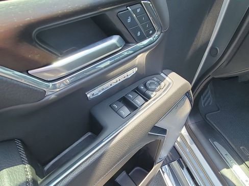 Used 2024 GMC Sierra 1500 Denali w/ Technology Package RWD image 24