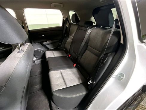 Used 2024 Nissan Rogue SV image 25