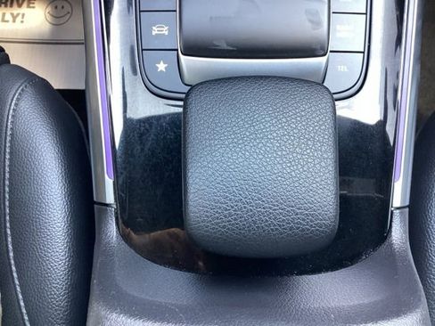 Used 2021 Mercedes-Benz GLB 250 4MATIC image 24