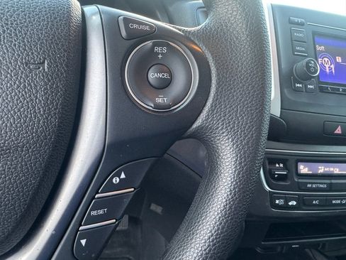 Certified 2017 Honda Pilot LX image 15