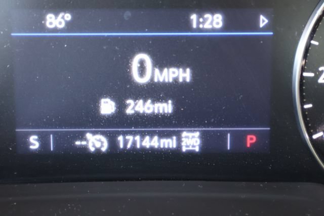 Used 2023 Buick Envision Preferred AWD/4WD image 27