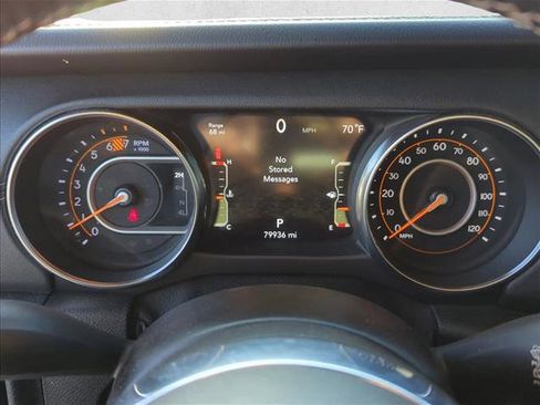 Used 2020 Jeep Wrangler Unlimited Sahara image 14