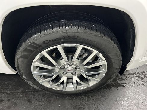 Certified 2026 GMC Terrain Denali AWD/4WD image 8
