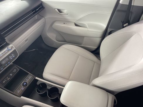 Used 2024 Hyundai Kona SEL image 21