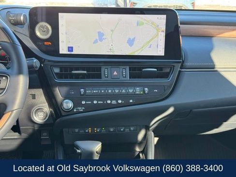 Used 2025 Lexus ES 350 Ultra Luxury image 23