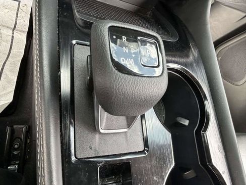 Used 2023 Nissan Rogue SL w/ SL Premium Package image 20