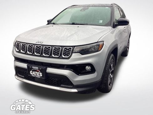 Used 2025 Jeep Compass Limited AWD/4WD image 5