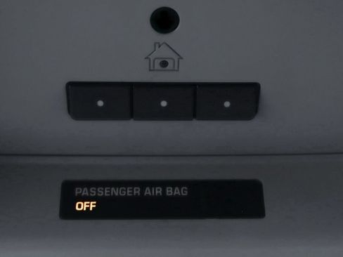 Used 2019 Chevrolet Suburban Premier image 35