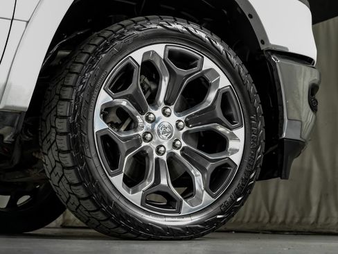 Used 2022 RAM 1500 Limited AWD/4WD image 57