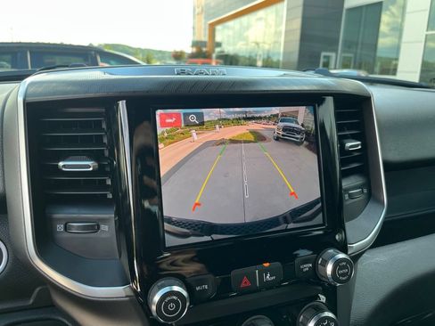 New 2026 RAM 1500 Express AWD/4WD image 10