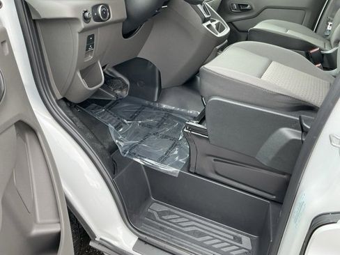 New 2025 Ford Transit 350 XLT image 18