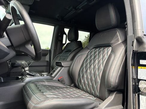 Used 2025 Ford Bronco Outer Banks AWD/4WD image 7