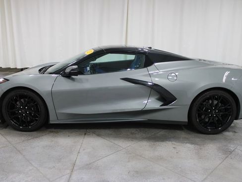 Used 2023 Chevrolet Corvette Stingray Premium Conv w/ Stealth Interior Trim Package image 5