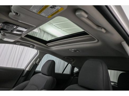 Used 2025 Subaru Crosstrek 2.5i Premium AWD/4WD image 20