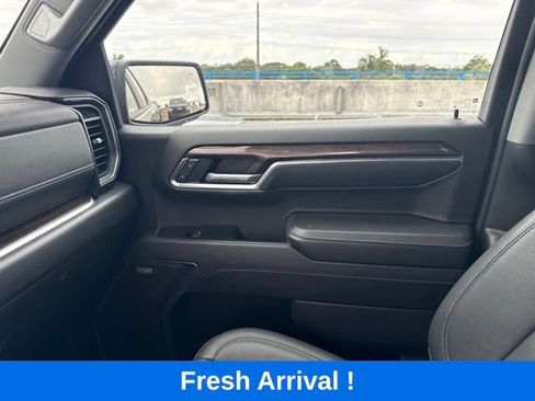 Used 2022 Chevrolet Silverado 1500 RST w/ Convenience Package II RWD image 10
