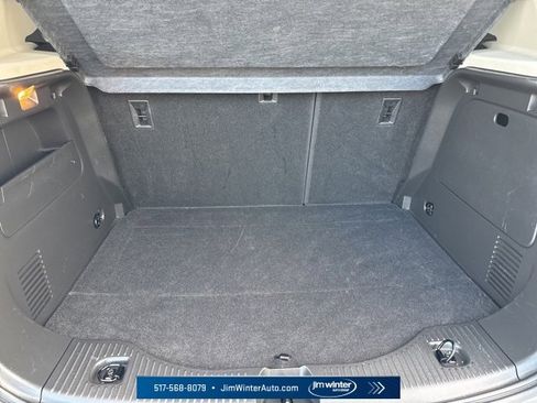 Certified 2022 Buick Encore Preferred w/ Safety Package image 17