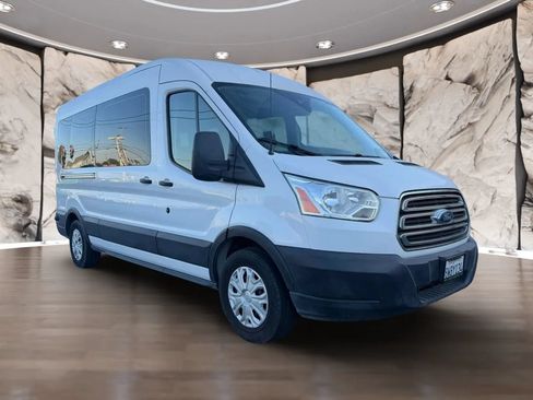 Used 2019 Ford Transit 350 XLT RWD image 3