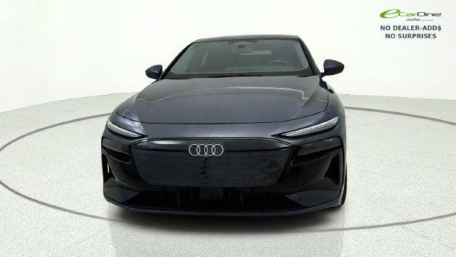 Used 2025 Audi A6 e-tron Premium Plus w/ Premium Plus RWD image 4