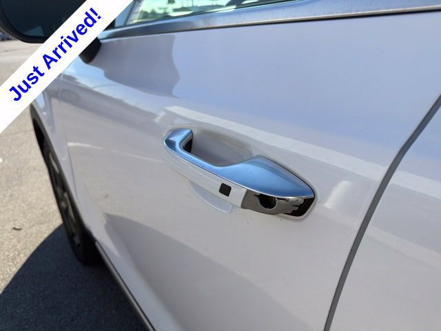 Used 2025 Kia Telluride S FWD image 13