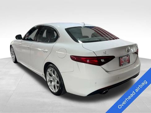 Used 2019 Alfa Romeo Giulia Ti RWD image 7