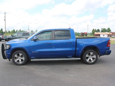Used 2019 RAM 1500 Laramie w/ Sport Appearance Package AWD/4WD image 6