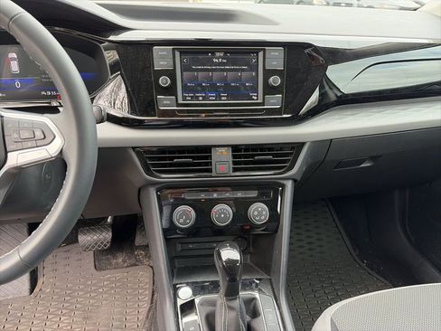 Used 2023 Volkswagen Taos S image 12