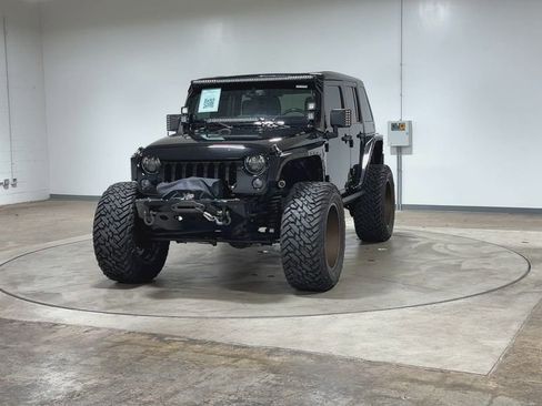 Used 2014 Jeep Wrangler Unlimited Sport w/ Quick Order Package 24S AWD/4WD image 4