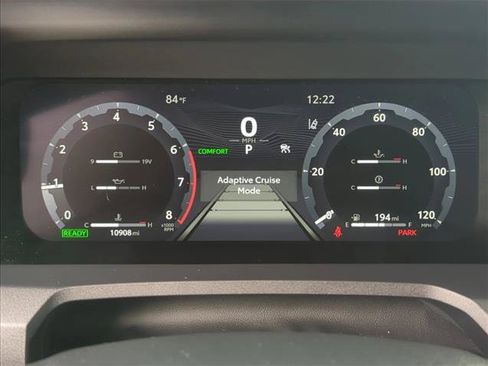 Certified 2025 Toyota 4Runner Limited AWD/4WD image 10
