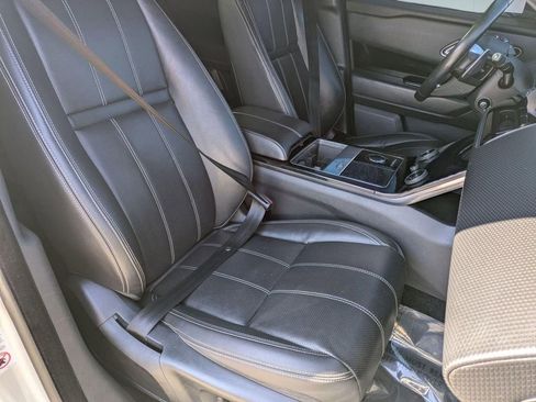 Used 2020 Land Rover Range Rover Velar R-Dynamic S image 30