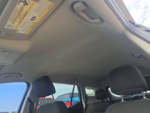 Used 2022 GMC Terrain SLE w/ Driver Convenience Package FWD image 31